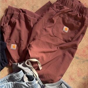 Carhartt scrub set woman’s